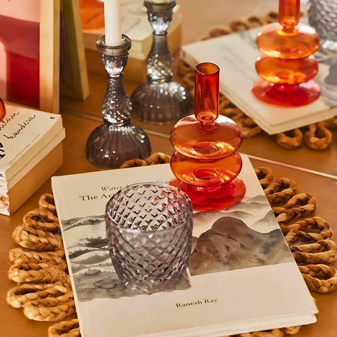 Orangeretroglasscandleholder_perfectforaddingaplayfulandnostalgicaccenttoanytableorshelf_enhancingtheambiancewithawarm_cozyglow.copy2