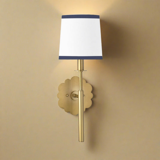 Southern Living One Light Wall Sconce by Regina Andrew in Natural Brass Finish (15-1226)