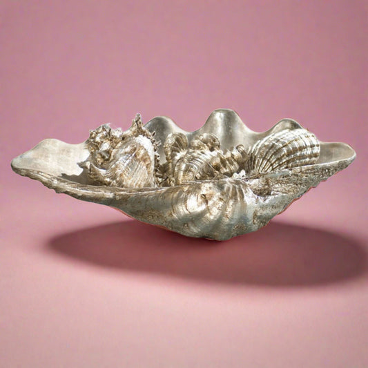 Clam Objet by Regina Andrew in Ambered Silver Leaf Finish (20-1003)