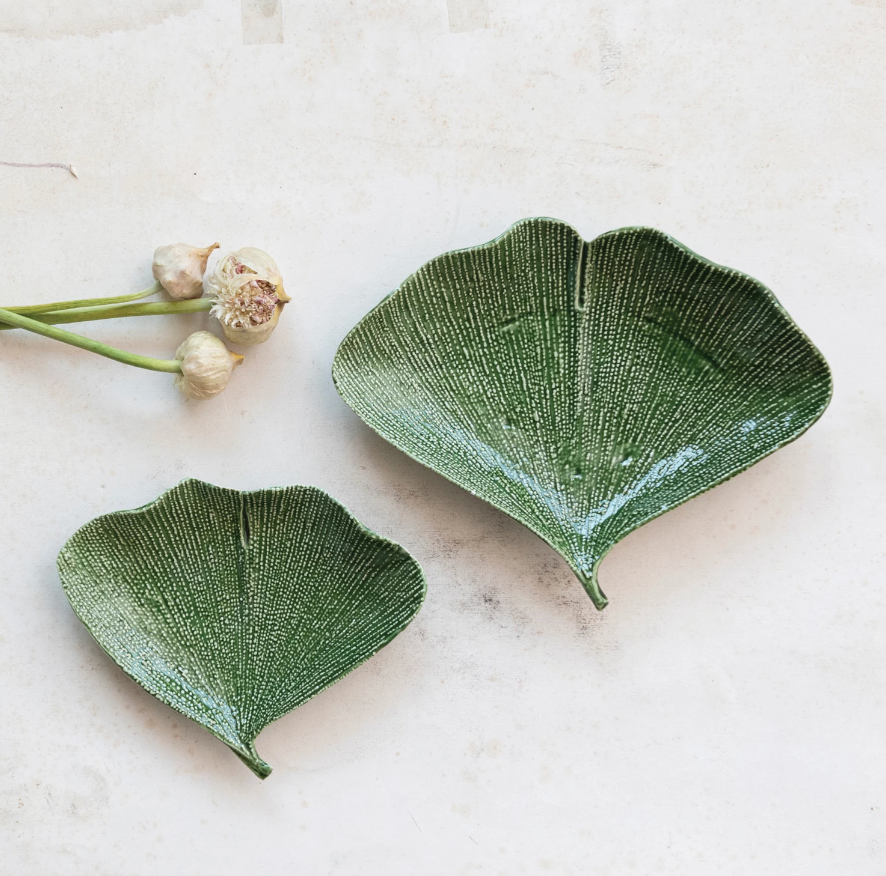 Stoneware Gingko Leaf Shaped Plates