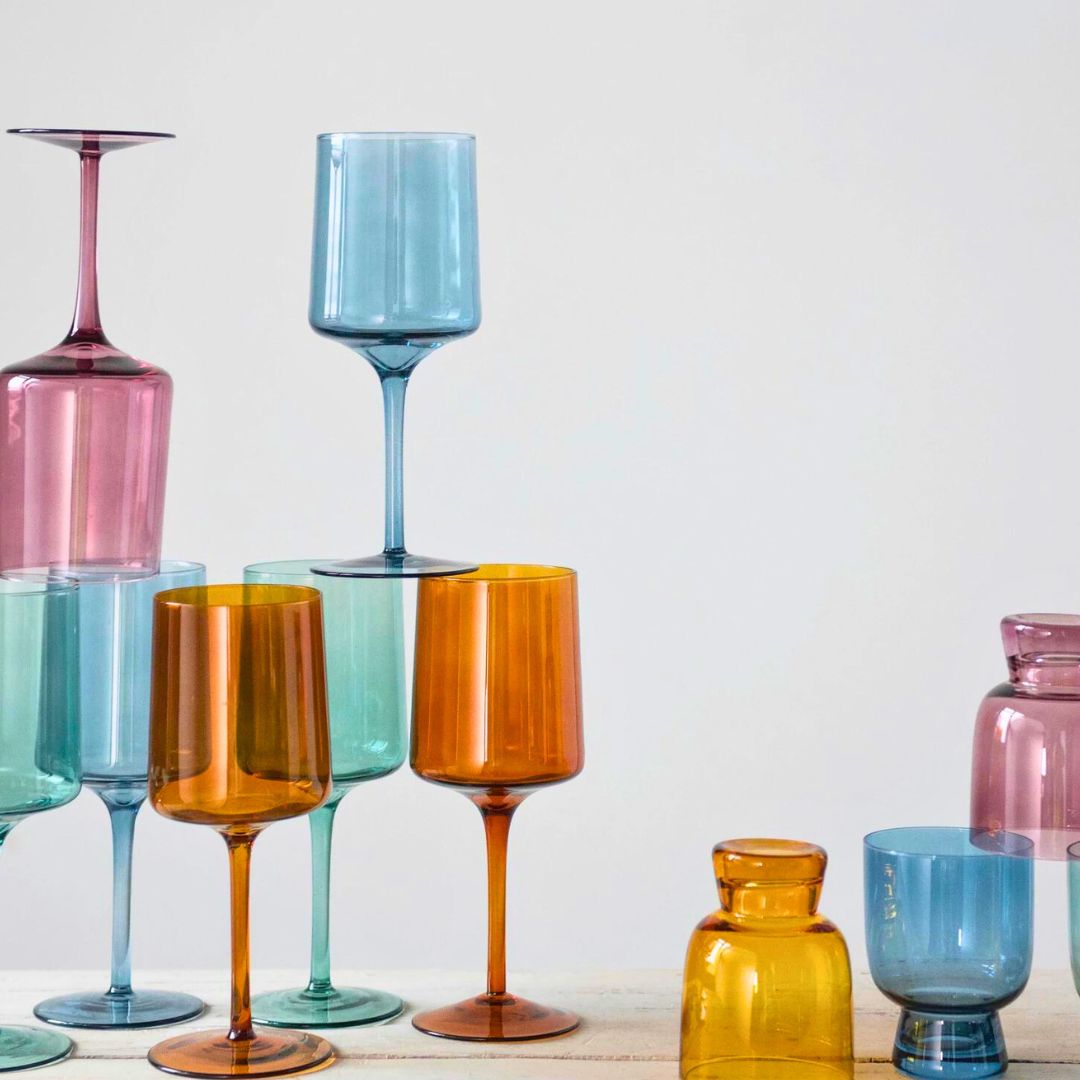 Setofcolorfulstemmedwineglasses_14ozeach_designedtoaddavibrantandplayfultouchtoanywine-tastingordiningexperience.