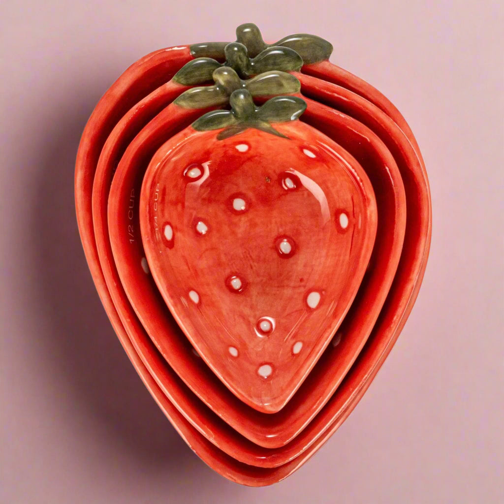 strawberry-measuring-cups-cute-bakeware-cookware-fruit-home-decor